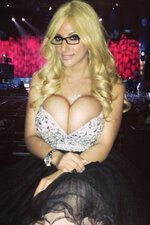 Cleavage855.jpg