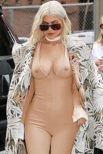 ST636(kylie_jenner).jpg