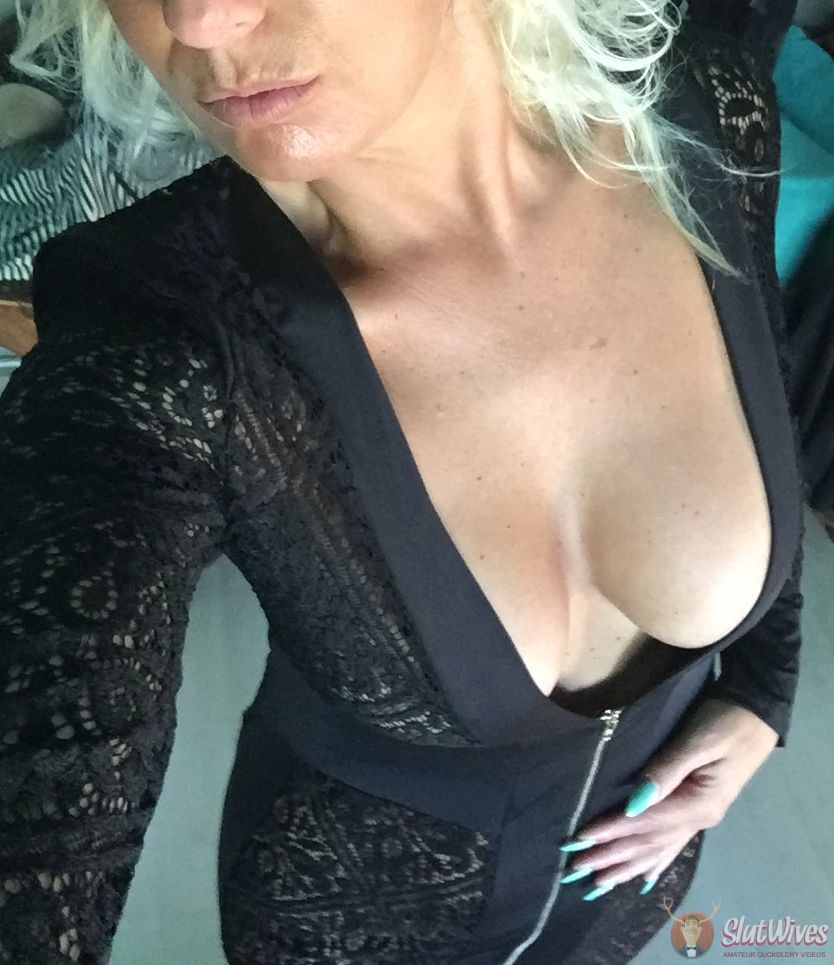 Hotwife ready to go