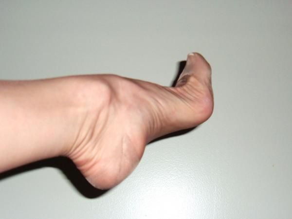 ticklish nyloned toes
